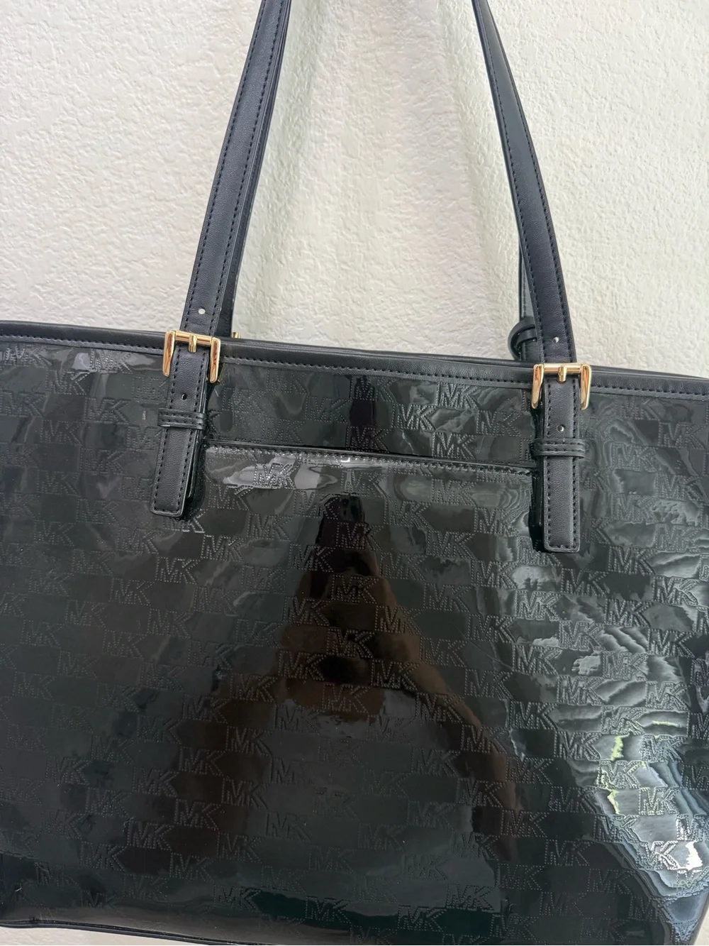 Michael Kors Black Patent Logo Jet Set Carry All Tote Purse - Picture 4 of 8